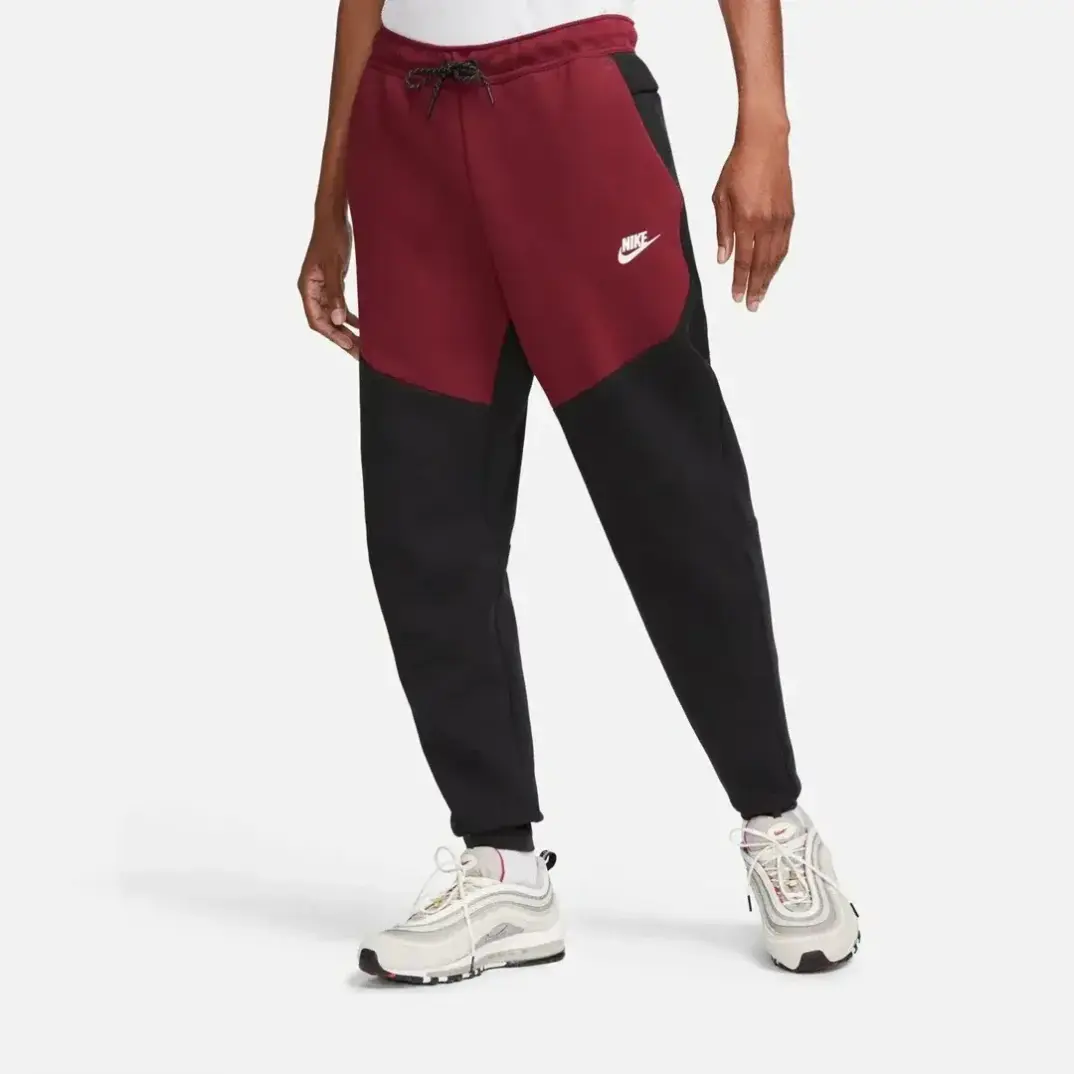 Tech Fleece Joggers BlackDark BeetrootPhantom - 1
