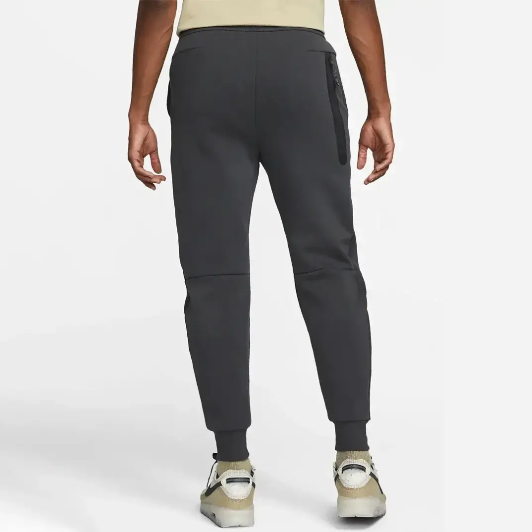 Tech Fleece Joggers Dark Smoke GreySafety Orange - 3